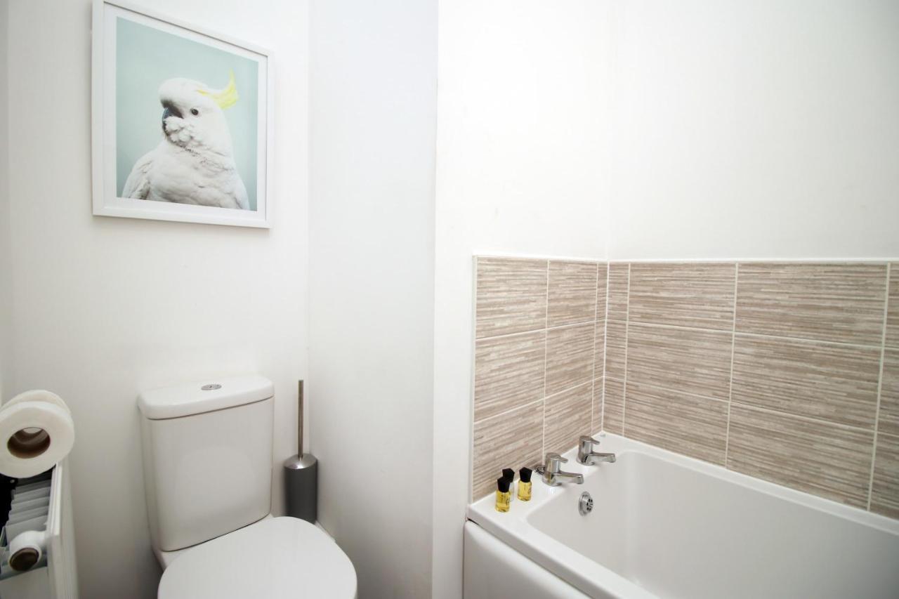 Beachview By Mia Living Close To Beach, Free Parking, Modern 2 Bedroom Apartment Барри Экстерьер фото