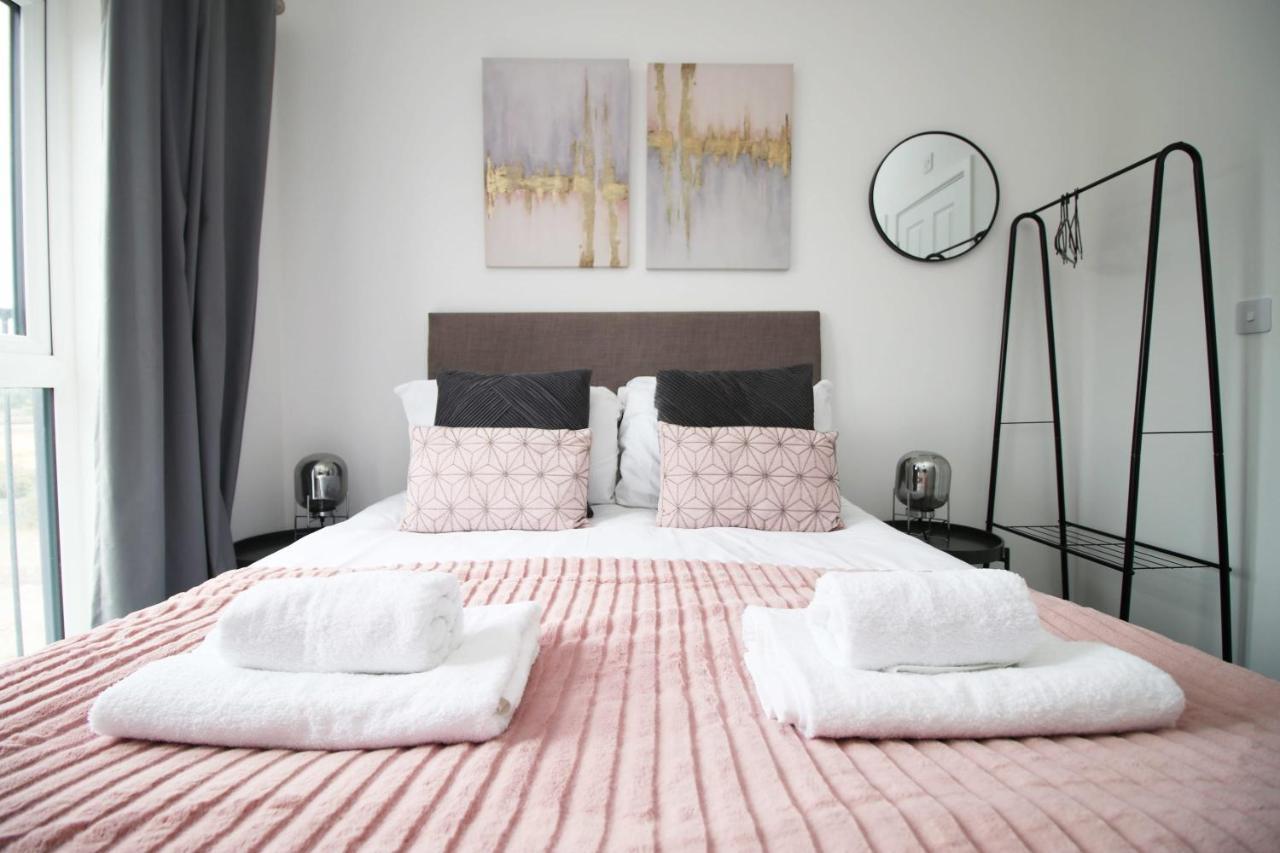 Beachview By Mia Living Close To Beach, Free Parking, Modern 2 Bedroom Apartment Барри Экстерьер фото
